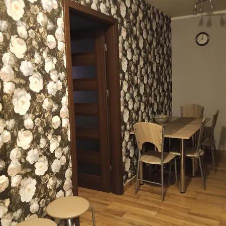 Spokojna 12 *